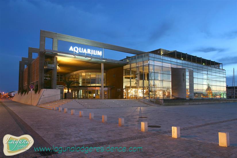 Facade Aquarium La Rochelle in der Nähe von Laguna Lodge Résidence