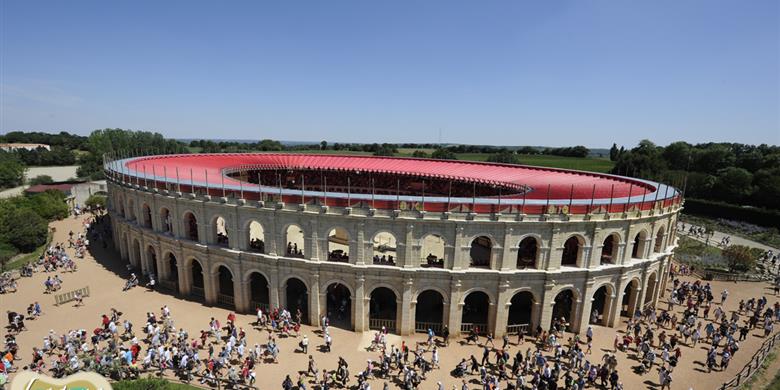 Arena Puy du Fou in der Vendee-Region in der Nähe der Laguna Lodge Résidence an der Atlantikküste von Frankreich